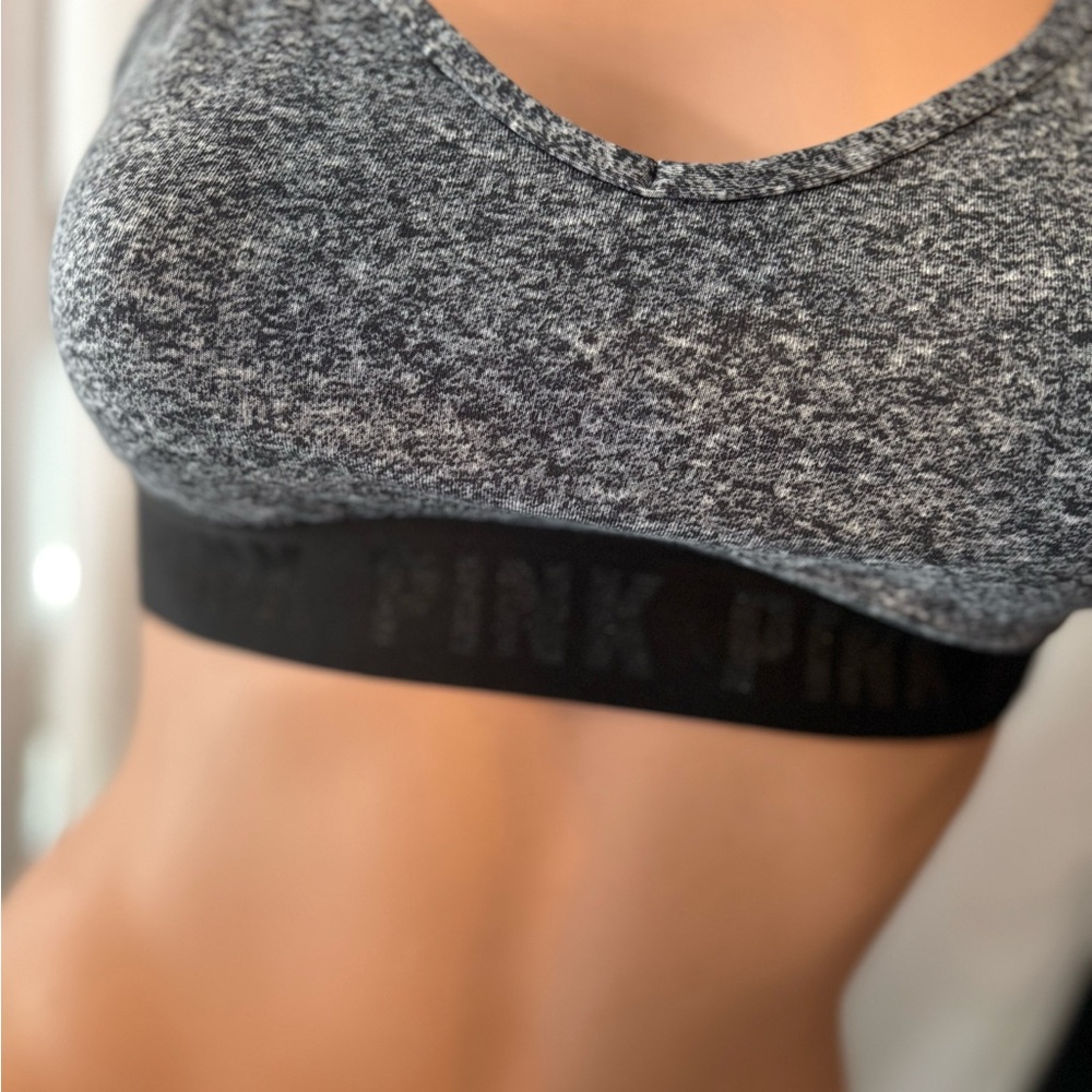 Pink Victoria's Secret Women's Black and Gray Sports Bra Medium - Picture 5 of 15